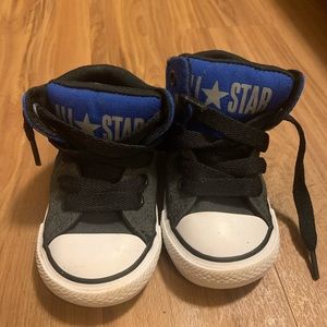 Toddler boys converse